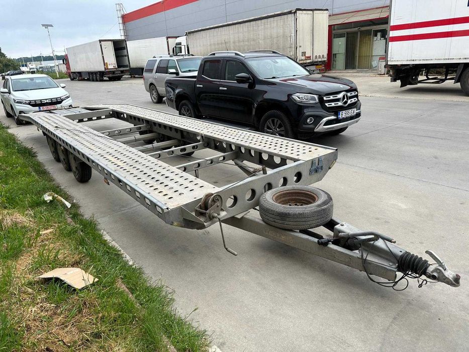 Închiriere platforma auto închiriez remorca dubla 8-8,5  3,5t