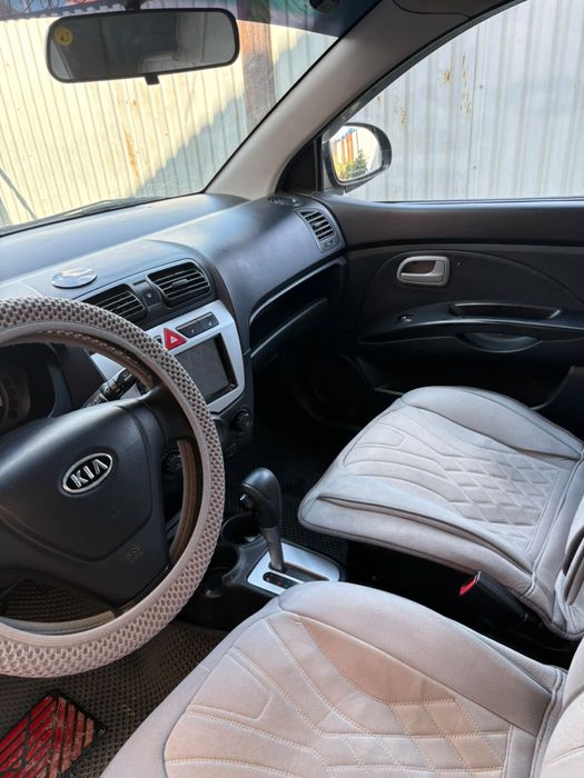 Продам KIA morning, 2010 года