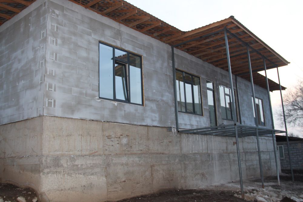 Дом с высокими потолками (4 метра)