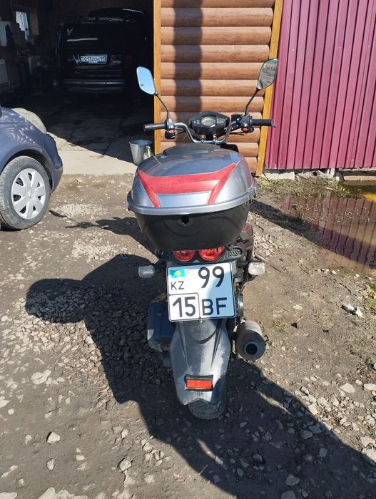 Продам скутер 2022года