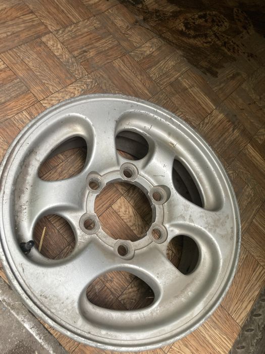 Продам диски от тойота сурф