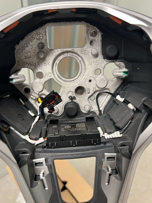 Волан за VW голф, тигуан