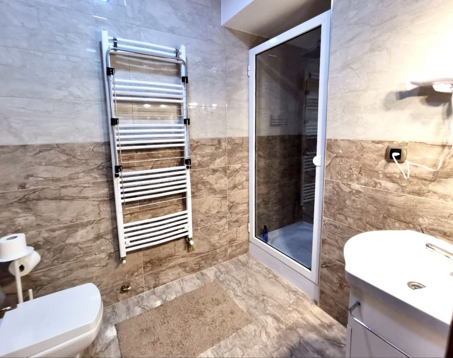 Cazare Regim hotelier Coresi mall Brasov