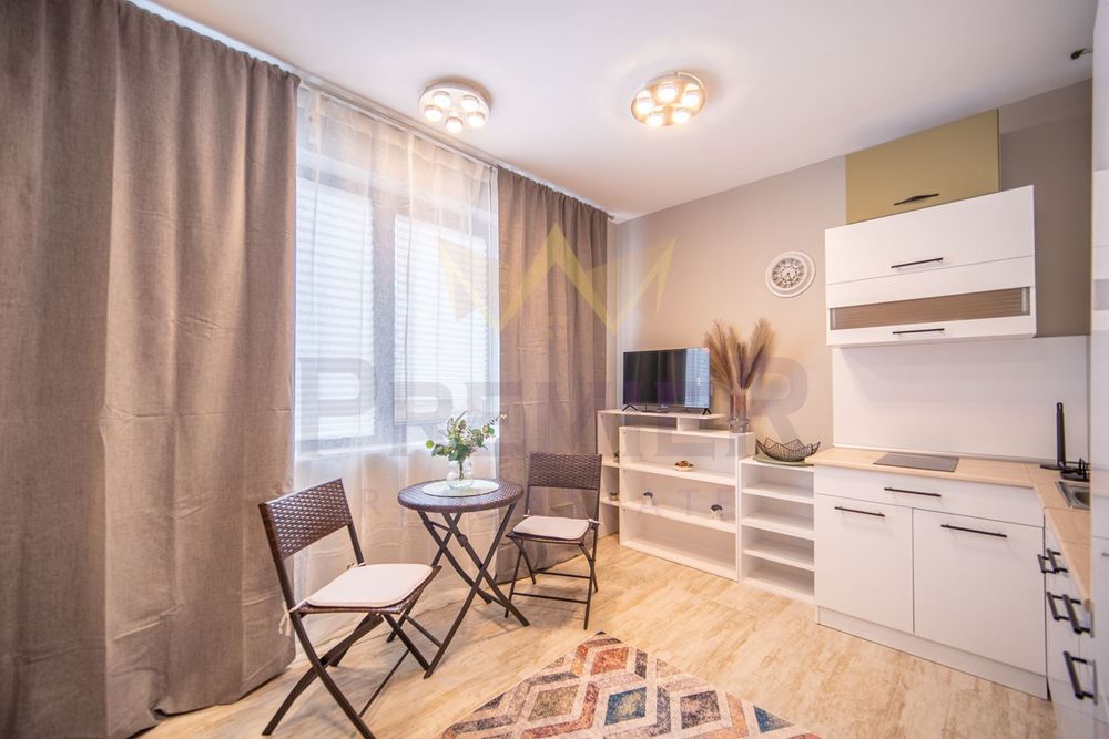 Продава се Двустаен апартамент в к.к. Св.Св. Константин и Елена - 49 кв.м за 1510 €/кв.м - Снимка #2