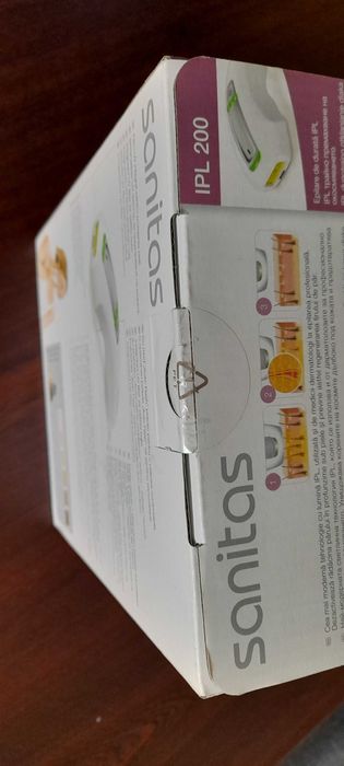 Фотоепилатор SANITAS - нов, неразпечатан
