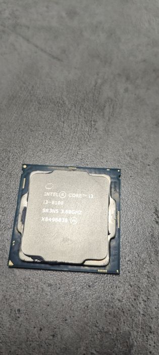Процессор i3 8100