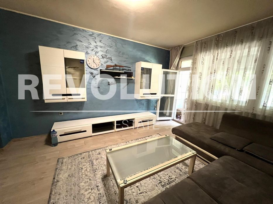 Дава се под наем Тристаен апартамент в Варна, Електрон - 96 кв.м за 600 € - Снимка #2