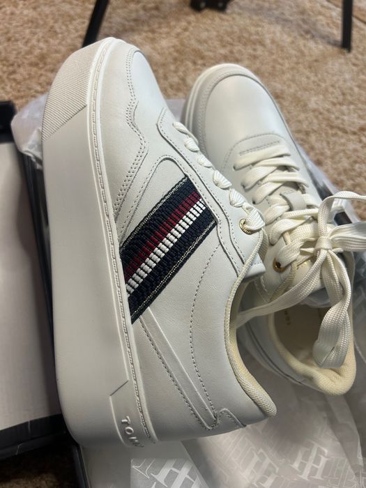 кожени кецове маратонки  Tommy Hilfiger