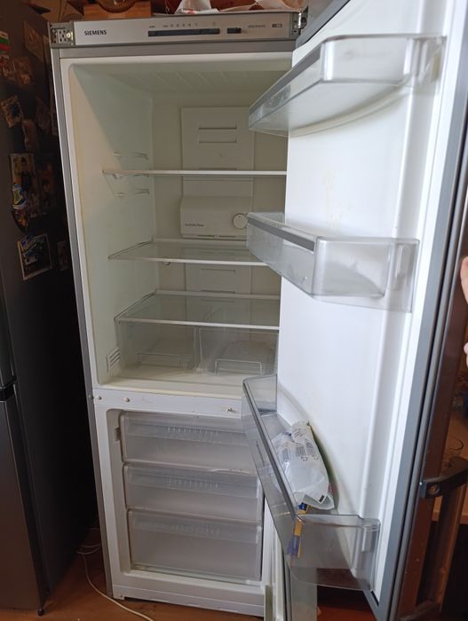 Хладилник samsung