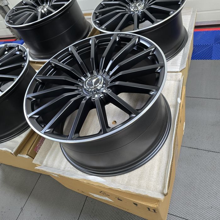 22 цола нови оригинални  джанти  Mercedes GLS 63 AMG X167