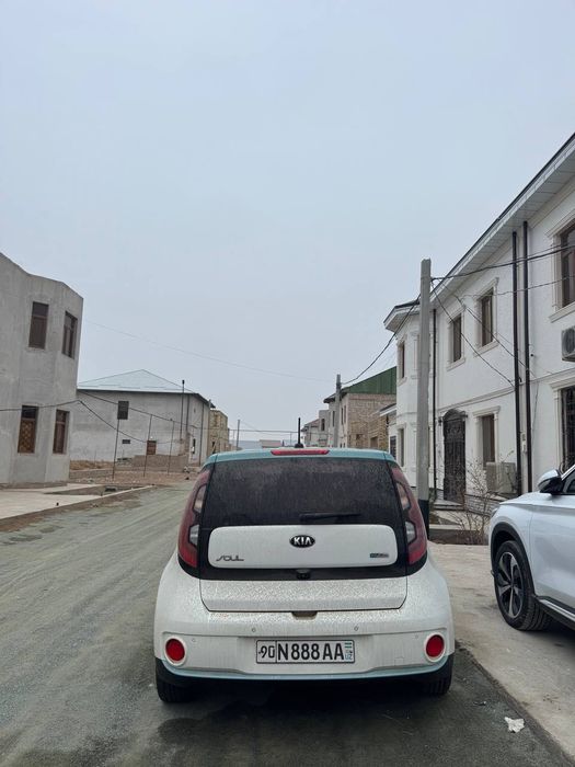 Kia Soul Elektrokar  sotiladi / Продаётся Kia Soul Электрокар