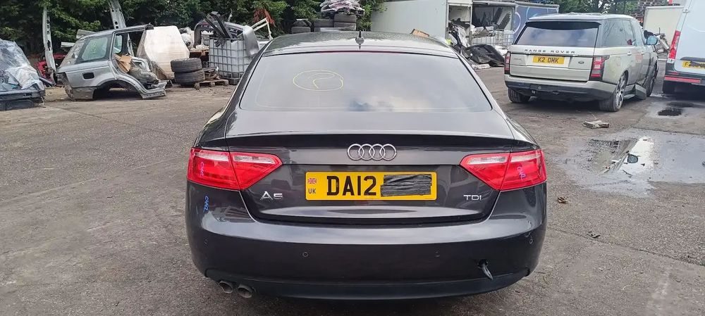 Dezmembrari / Dezmembrez AUDI A5 2.0 CGLC cutie viteze cutie viteze manuală MVT cod culoare LZ7L