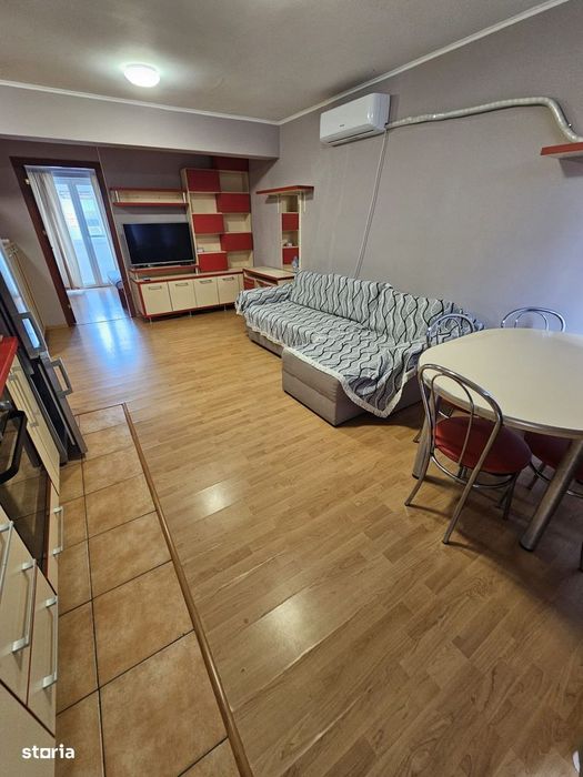 Apartament 3 camere, 2 balcoane, parcare, zona Subcetate / Parcul Poli — fotografia 3