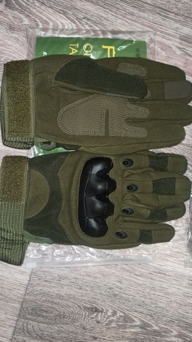 Перчатки тактические