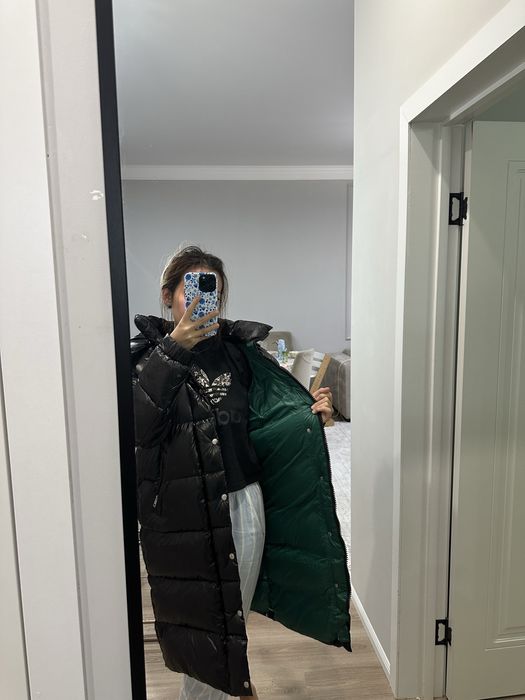 Продается куртка Moncler