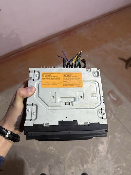 Pioneer AVH-P4450BT.