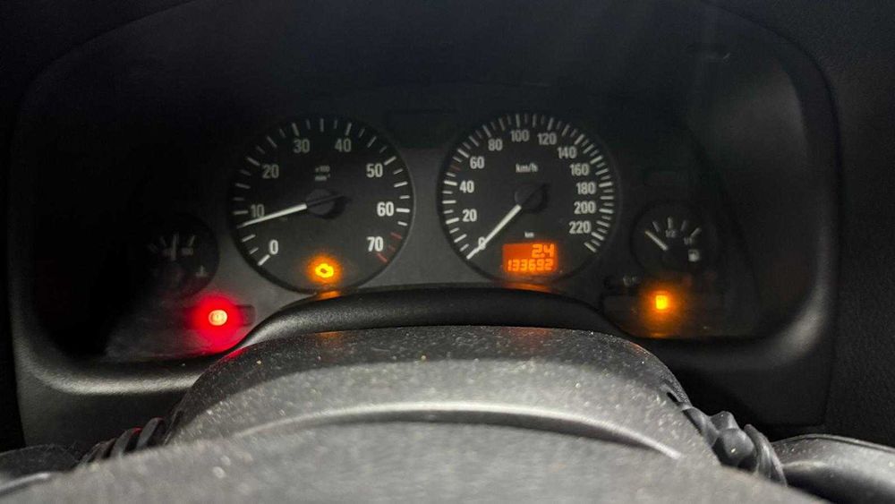 Opel Astra/1.6, benzină/102CP/2006