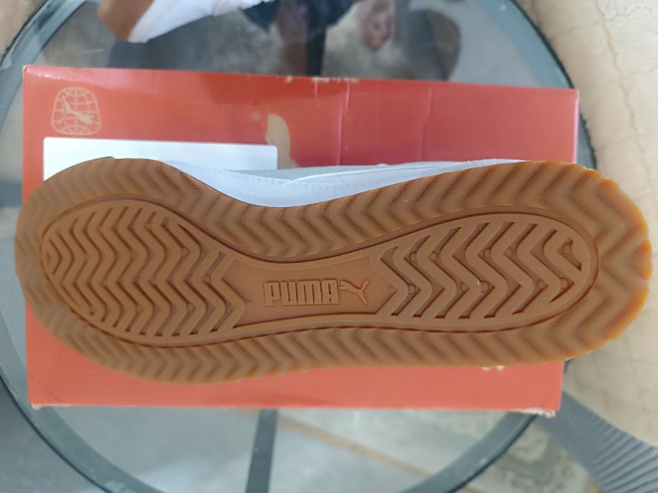 Puma  натуральная кожа. 37000   рос.размер 37,5