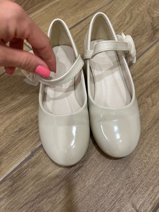 Официални обувки за момиче