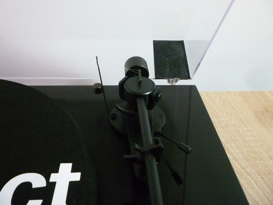 pick-up   pro-ject  debut  ll