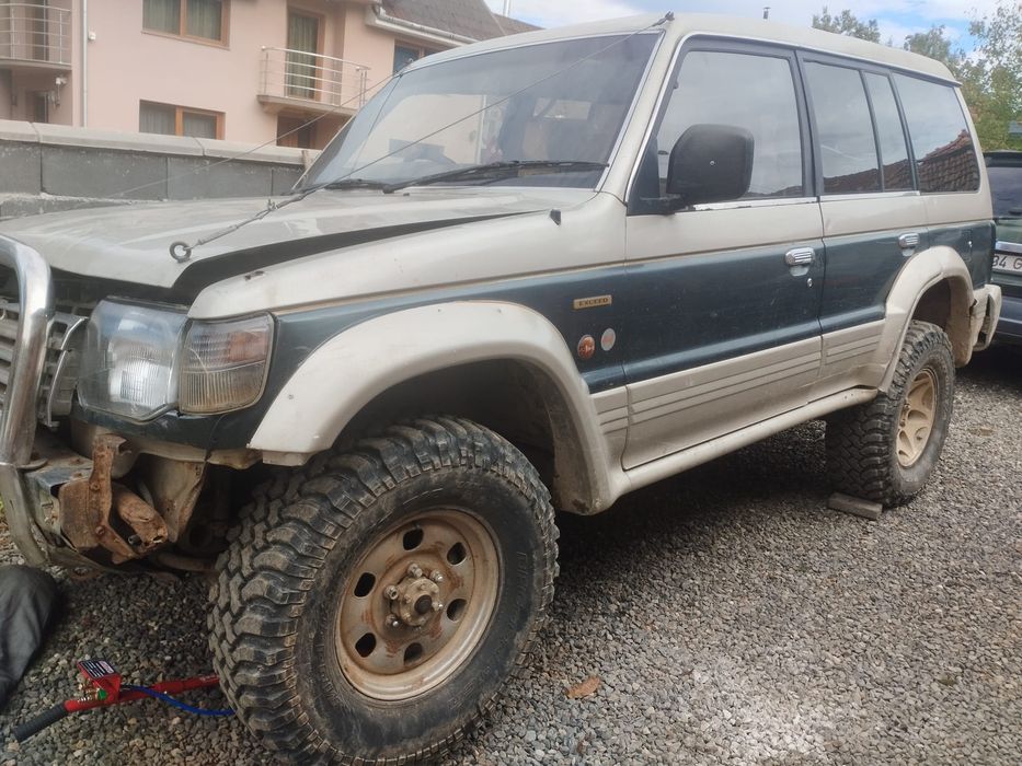 Dezmembrez mitsubishi pajero mk2
2.5 tdi
Cutie manuala reductor super