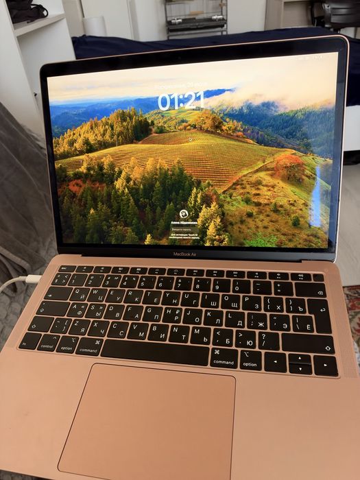 MacBook Air 13 Retina 2018 | Core i5 | 121 GB