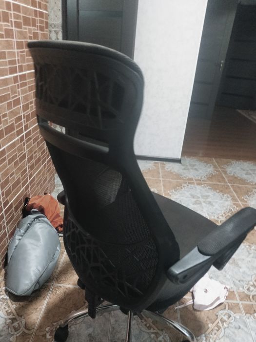 Продам Кресло офисное