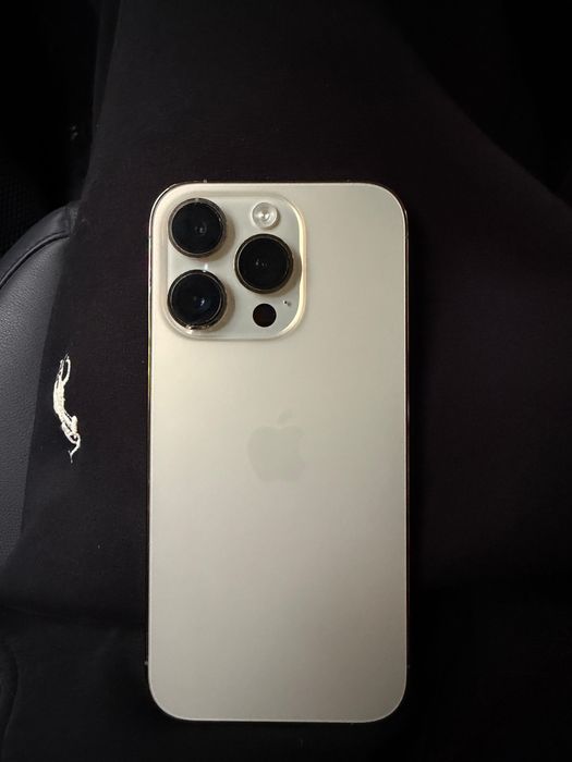 Iphone 14 pro gold