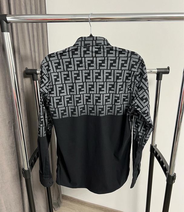 Camasa FENDI super calitate