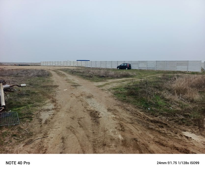 Teren Malu Mare// În spate la stația ITP// Lângă Adrilex//