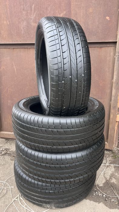 215/55 R17 Bars 4шт