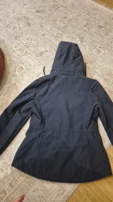 Geaca dama Tommy Hilfiger- noua!