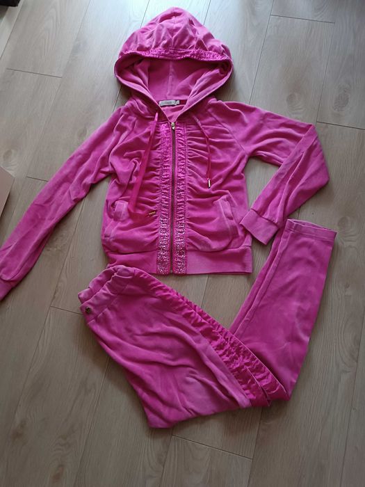 Спортни дамски дрехи