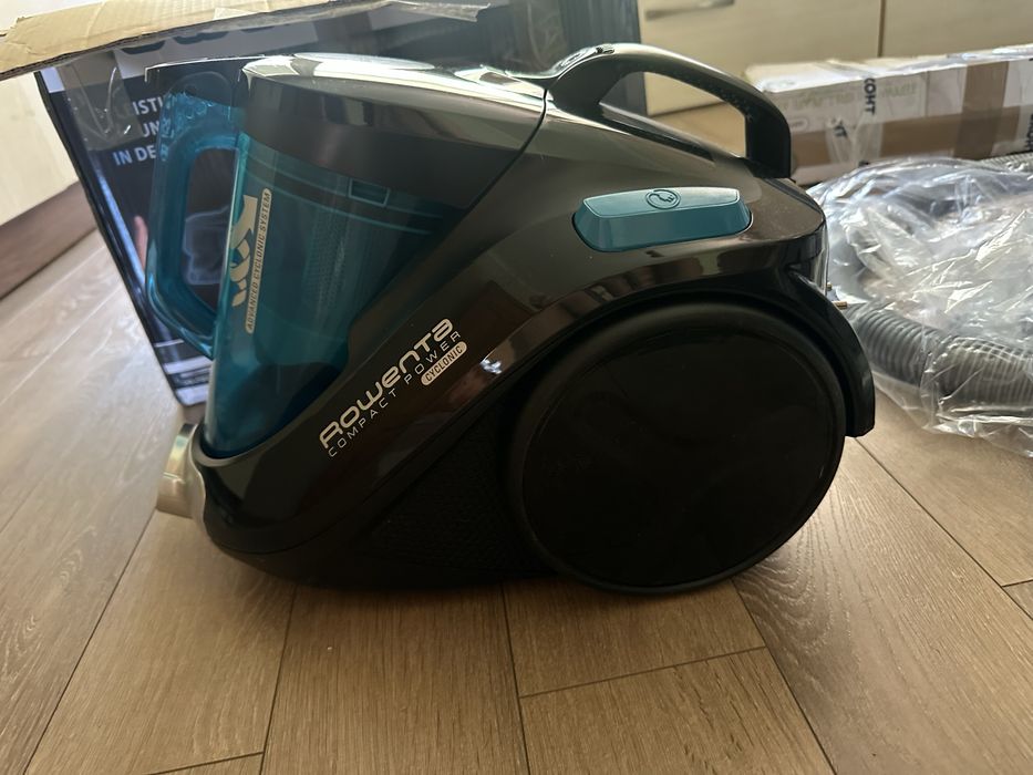 Rowenta compact power cyclonic