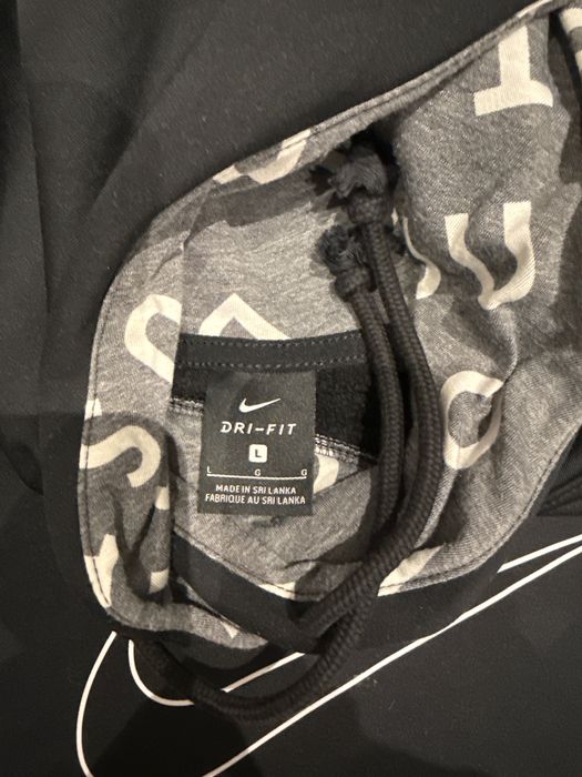 Дамски суитчер Nike