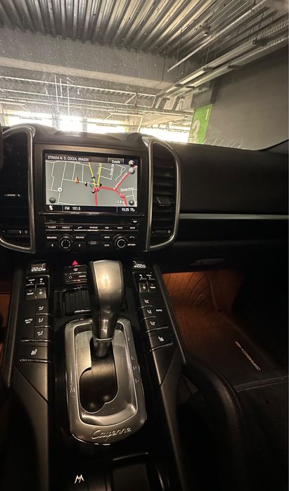 PORSCHE Cayenne 2012 — imagine 5