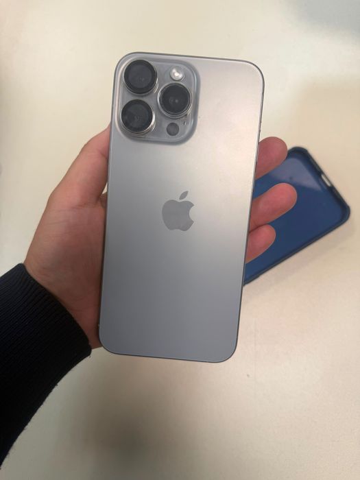 iPhone 15 pro max 256gb