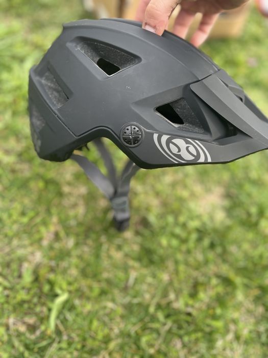 Каска за MTB IXS