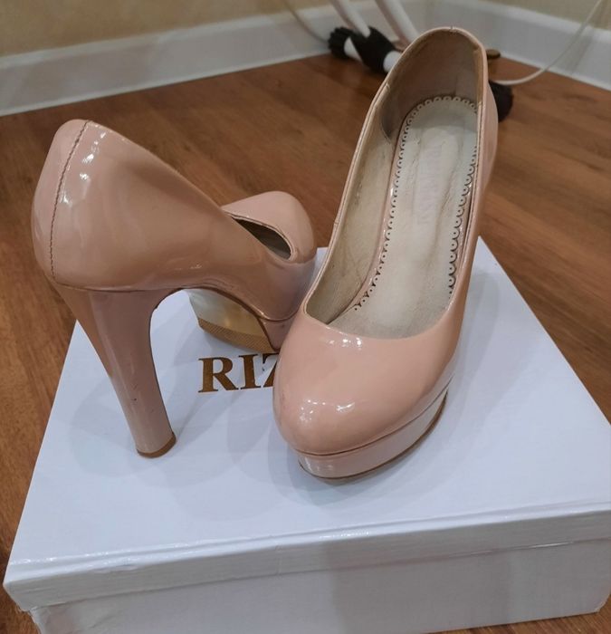 Лакированный туфли