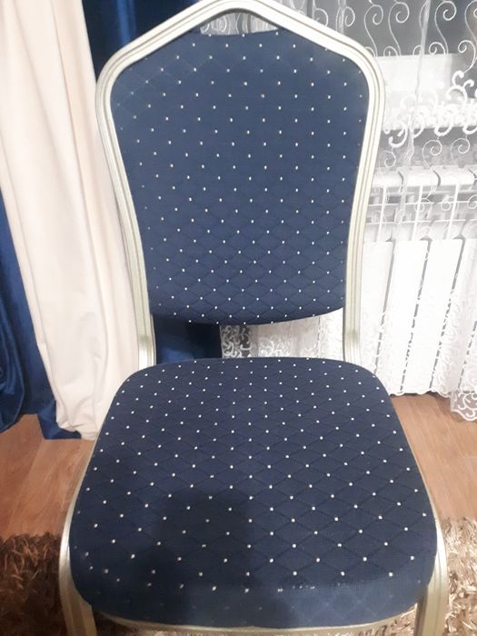 Стулья для гостинной