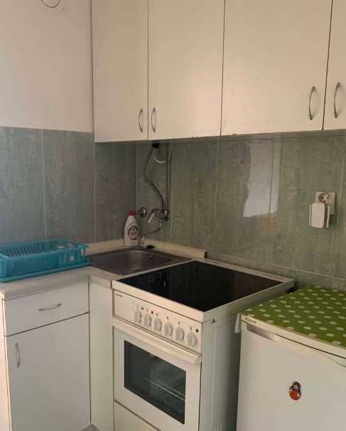 Дава се под наем Едностаен апартамент в Пловдив, Кършияка - 45 кв.м за 239.7 € - Снимка #1