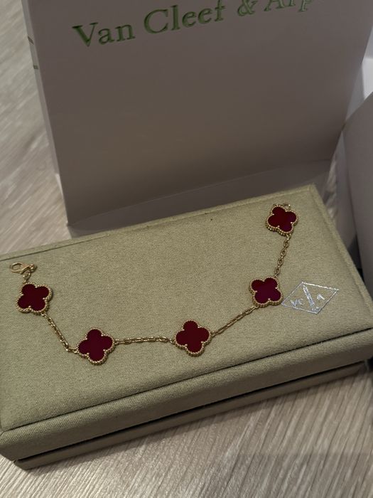 Van cleef 750 проба в желтом золоте