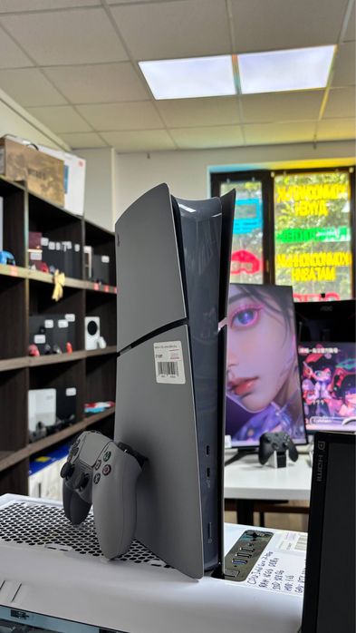 PlayStation 5 Slim  Limited edition + 11 игры в подарок
