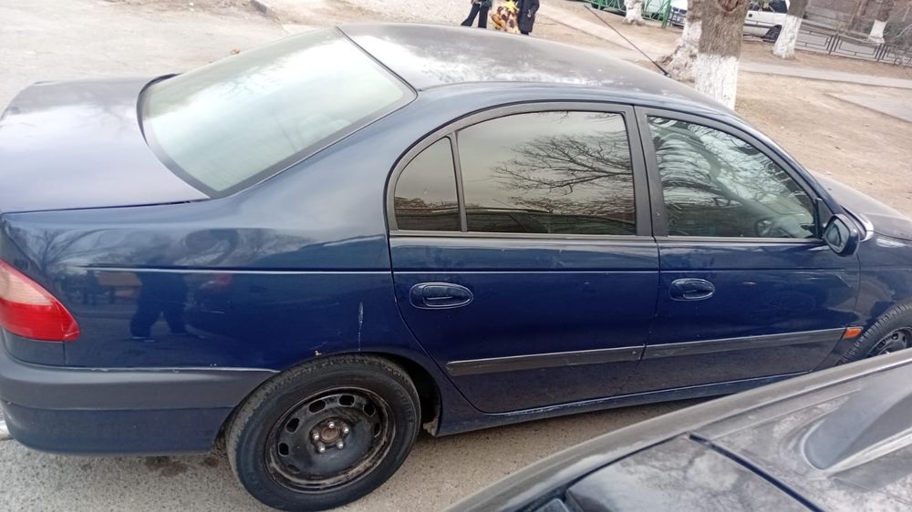 Срочно продаётся тойота авенсис