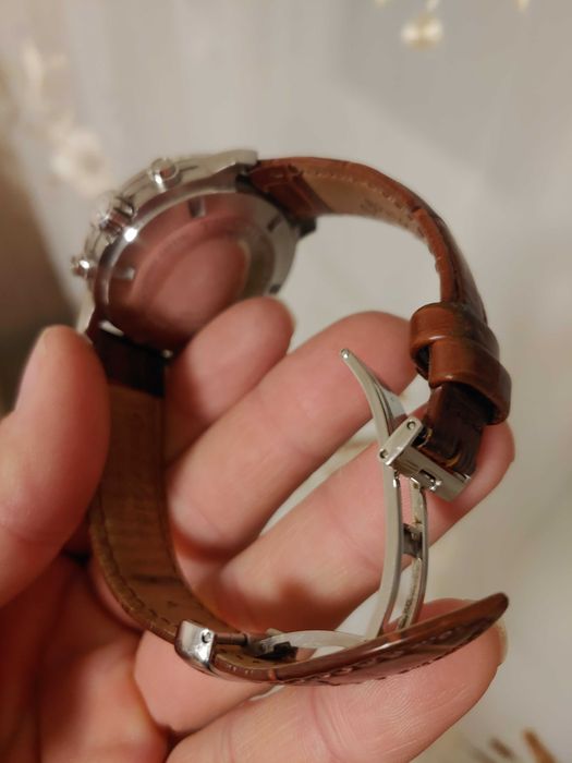 Часы TISSOT Swiss