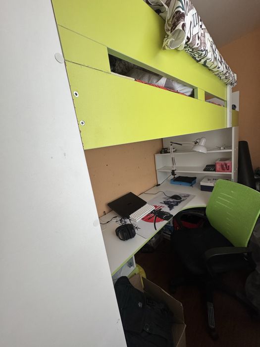 Продается кровать-стол-шкаф бу