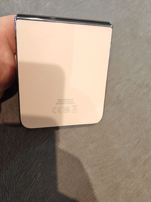 Vând Samsung z flip 4