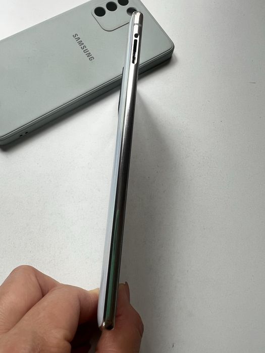 Продам телефон самсунг S 10 lite