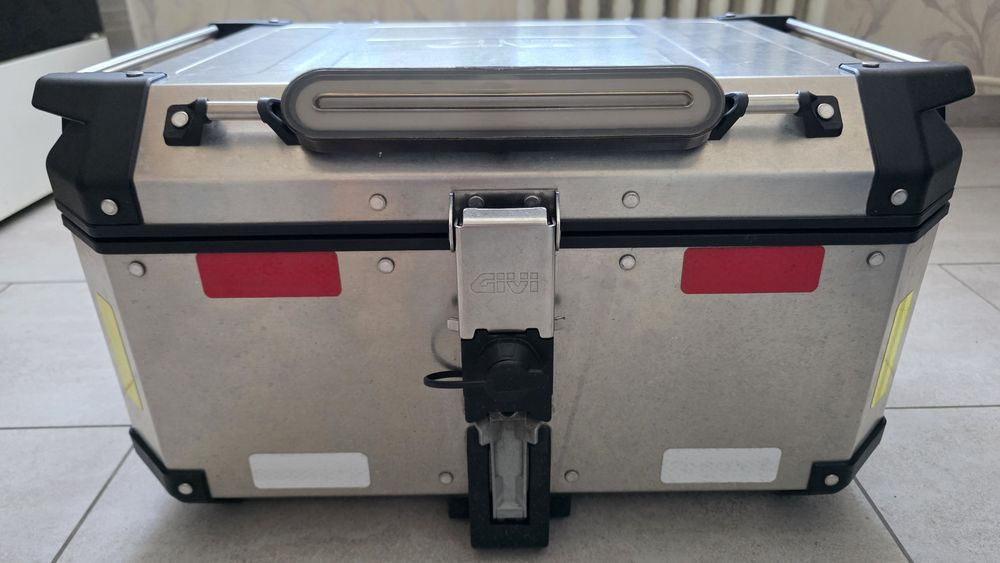 Top case Givi Trekker Outback 58 Monokey cu placa prindere