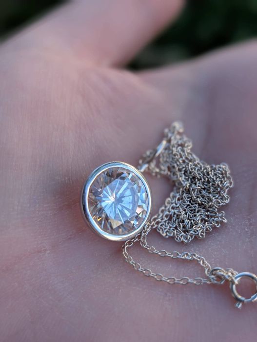 Vechi colier din argint de 925 , pandantiv cu zirconiu